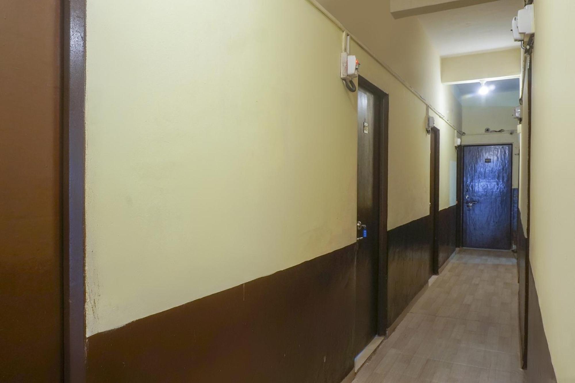 Hotel O R K Hotel Pimpri-Chinchwad Zewnętrze zdjęcie