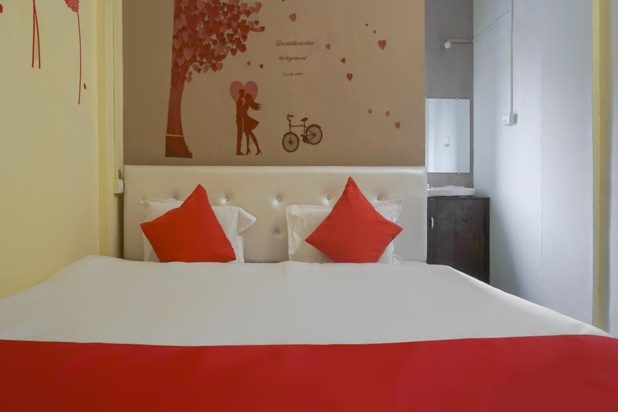 Hotel O R K Hotel Pimpri-Chinchwad Zewnętrze zdjęcie